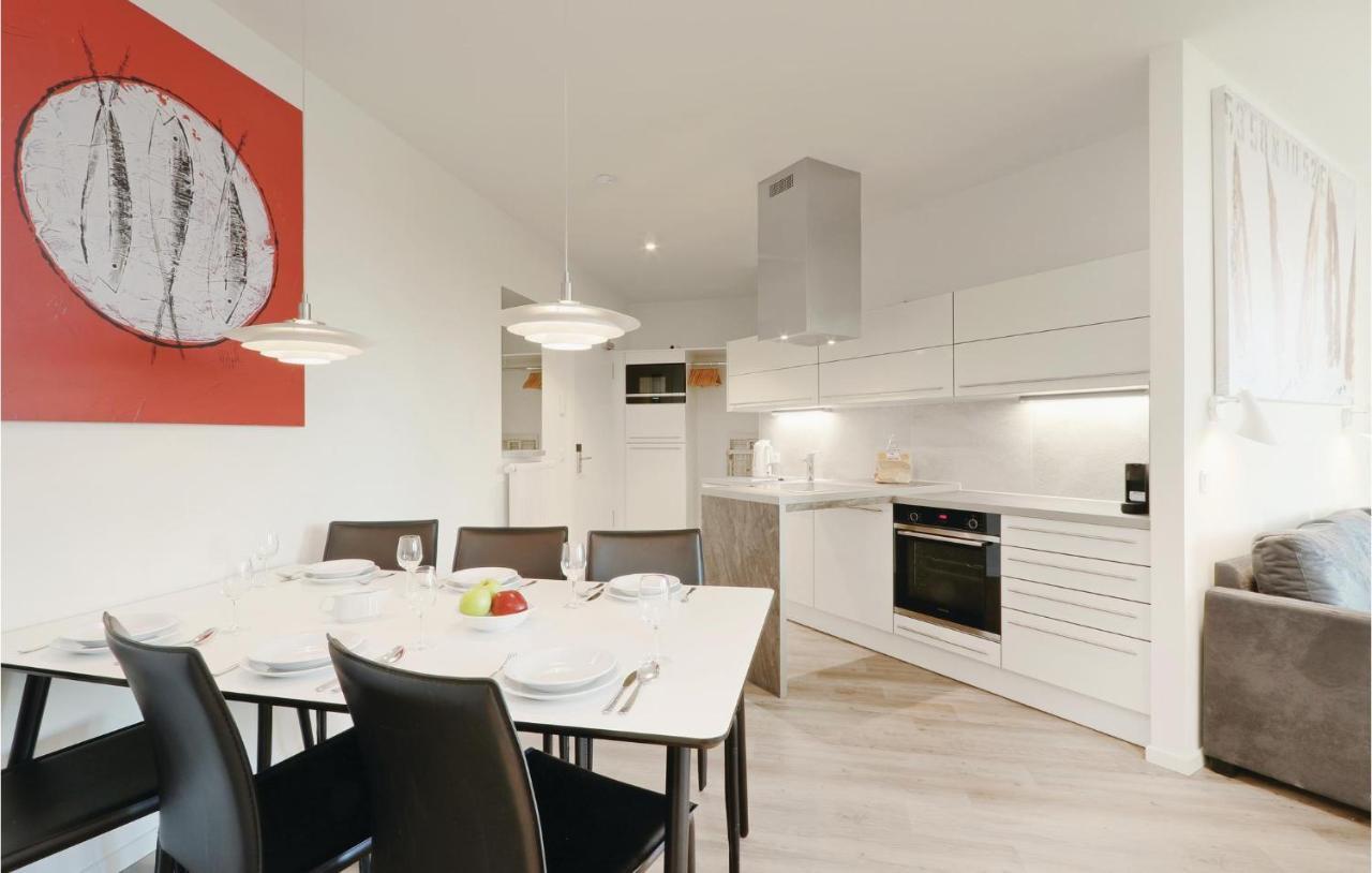 Awesome Apartment In Luebeck Travemuende With Wifi Extérieur photo