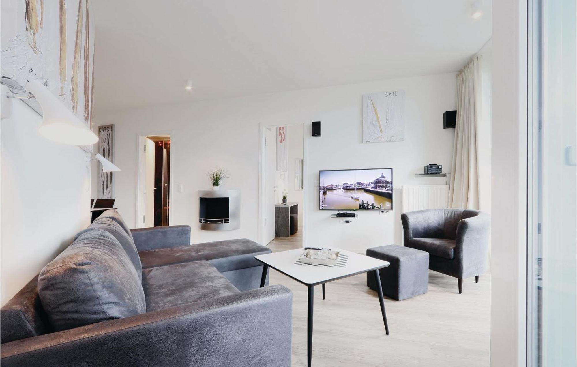 Awesome Apartment In Luebeck Travemuende With Wifi Extérieur photo