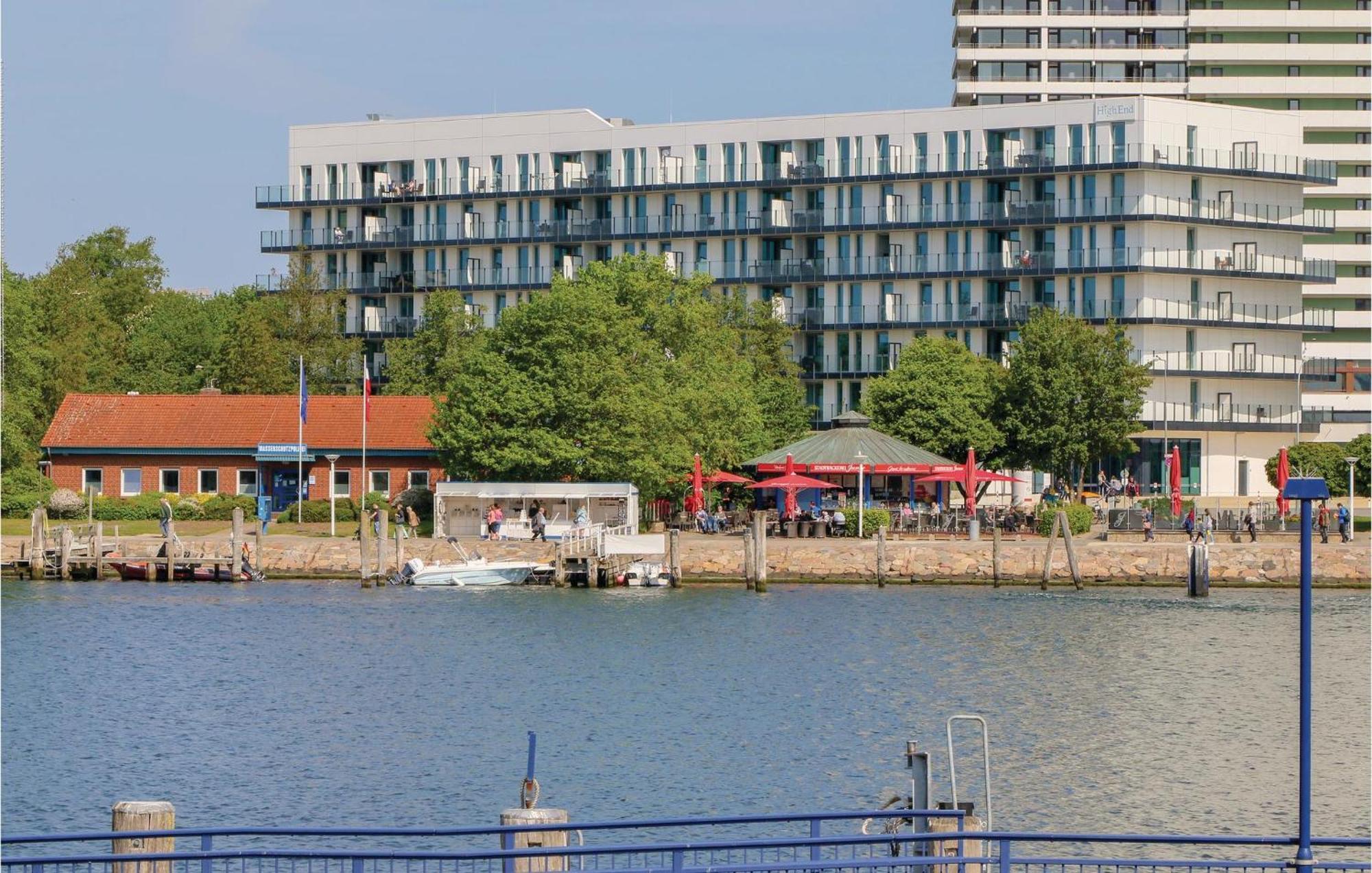 Awesome Apartment In Luebeck Travemuende With Wifi Extérieur photo